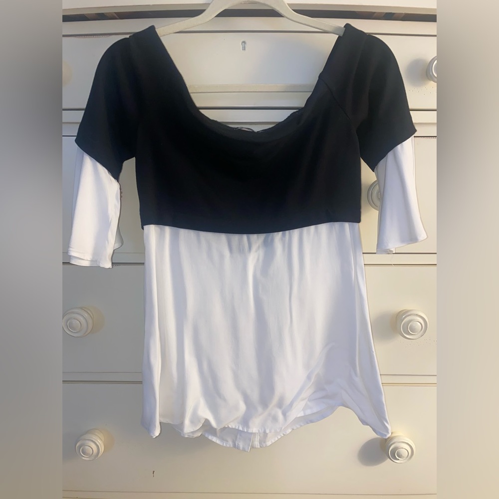 Venus. size small. off the shoulder sweater/blouse. Great used condition.